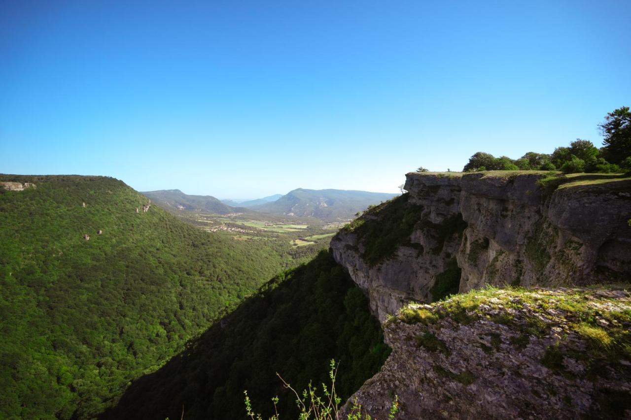 Kampaoh Sierra de Urbasa Hotel Bacaicoa Bagian luar foto